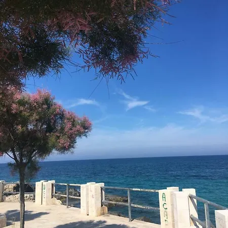 Mezzaluna Carovigno