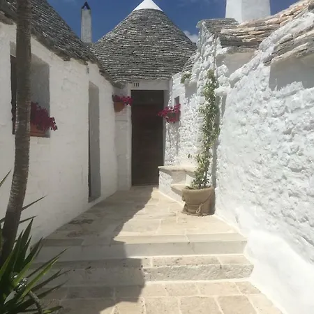 Mezzaluna Apartamento *